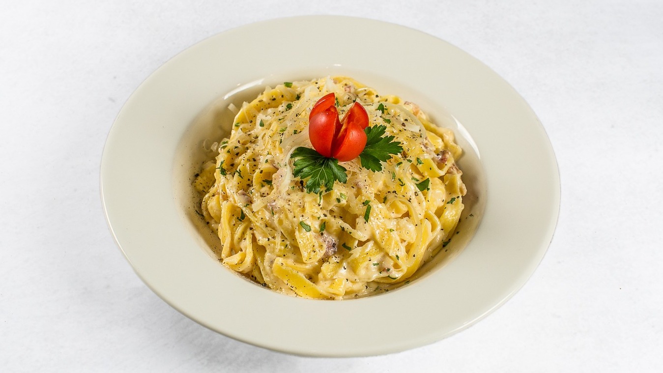 Testenine carbonara