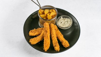 Piščančji fingersi s prilogo
