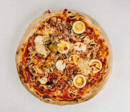 Pizza Kmečka